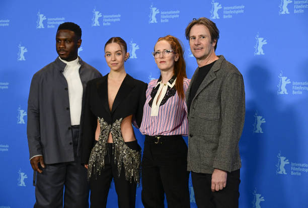 Actor Marchant Davis, US actress Sydney Sweeney, US director Tina Satter and US actor Josh Hamilton attend a photocall for the film "Reality" screened in the Panorama section at the Berlinale, Europe's first major film festival of the year, on February 18, 2023 in Berlin — frame 53/128 (612×413)