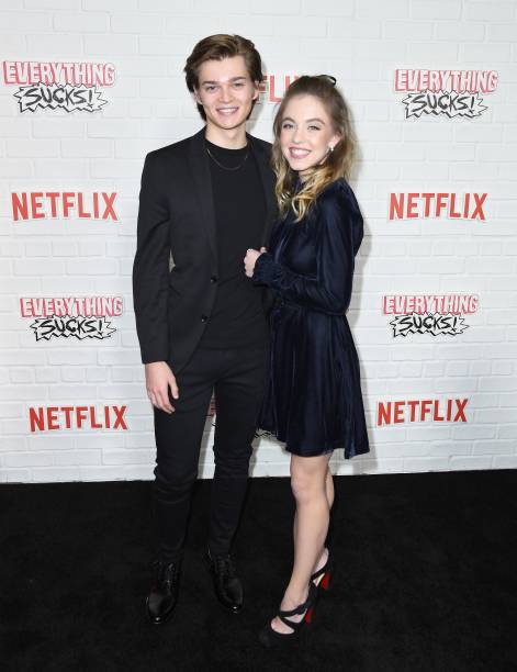 Actors Elijah Stevenson and Sydney Sweeney attend the Netflix premiere of "Everything Sucks!" at AMC Loews 34th Street in New York on January 31, 2018. / AFP PHOTO / ANGELA WEISS — frame 6/6 (471×612)