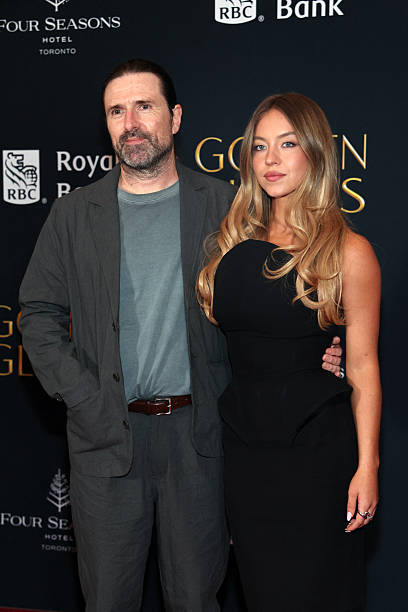 Actress Sydney Sweeney and Australian director David Michod attend the 2025 Road to the Golden Globes Party at the Four Seasons Toronto during the Toronto International Film Festival in Toronto, Ontario, Canada, on September 6, 2025 — frame 121/152 (408×612)