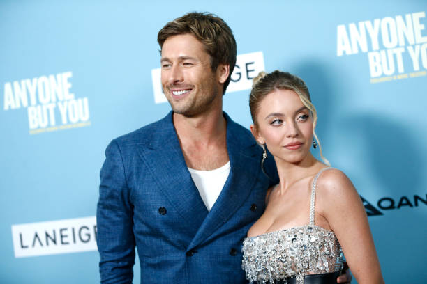 Glen Powell and Sydney Sweeney attend Columbia Pictures' "Anyone But You" New York premiere at AMC Lincoln Square Theater on December 11, 2023 in New York City — frame 16/24 (612×408)