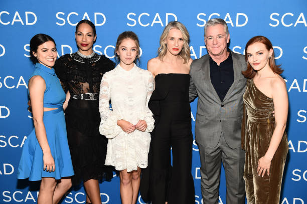 Nina Kiri, Amanda Brugel, Sydney Sweeney, Ever Carradine, Robert Curtis Brown and Alexis Bledel attend SCAD FASH premiere of "The Handmaid's Tale" Exhibition at SCADshow on April 30, 2018 in Atlanta, Georgia — frame 4/4 (612×407)