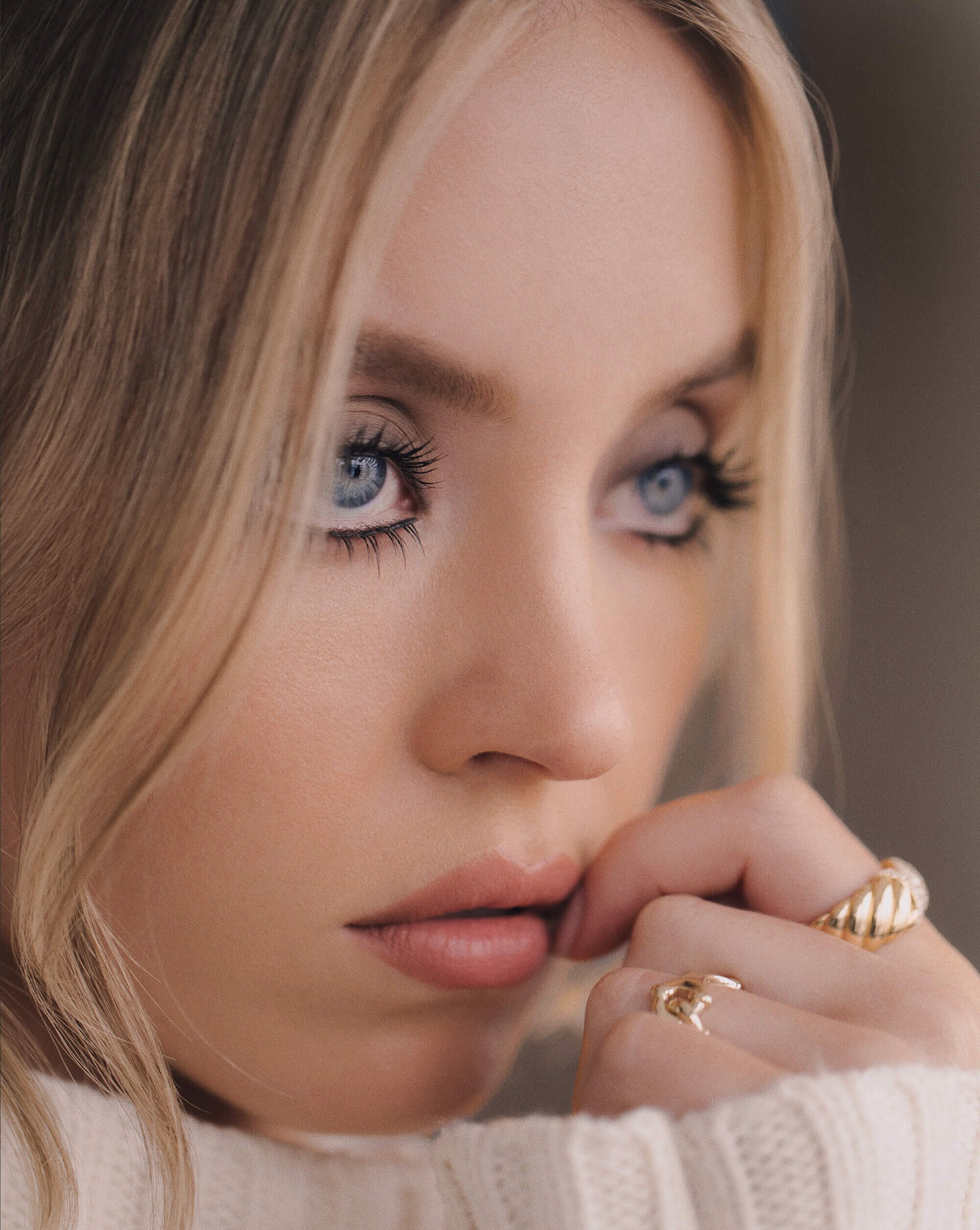 Sydney Sweeney (2000×2510)