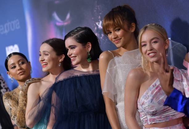 Actresses Alexa Demie, Maude Apatow, Barbie Ferreira, Zendaya and Sydney Sweeney attend the Los Angeles premiere of the new HBO series "Euphoria" at the Cinerama Dome Theatre in Hollywood on June 4, 2019 — frame 218/239 (612×419)