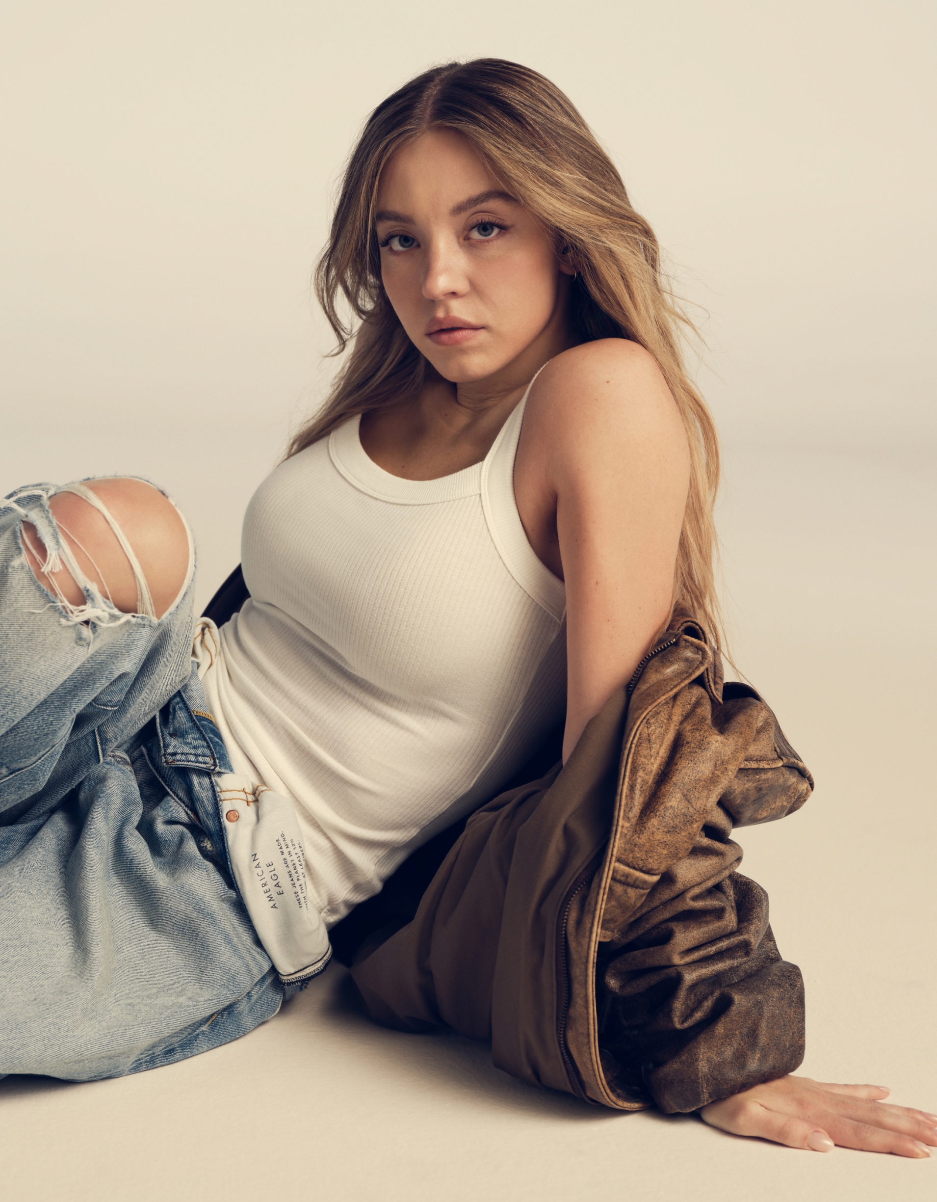 Sydney Sweeney (1910×2449)