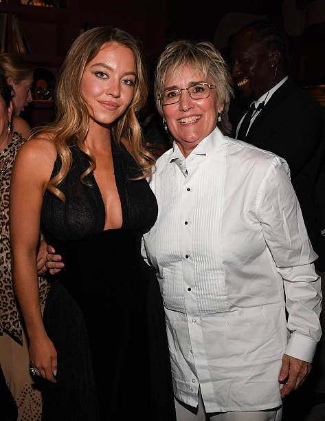 Sydney Sweeney and Christy Martin attend the "Christy" premiere party hosted by World Class Canada and Audi at Vinny during the Toronto International Film Festival on September 05, 2025 in Toronto, Ontario — frame 147/152 (473×612)
