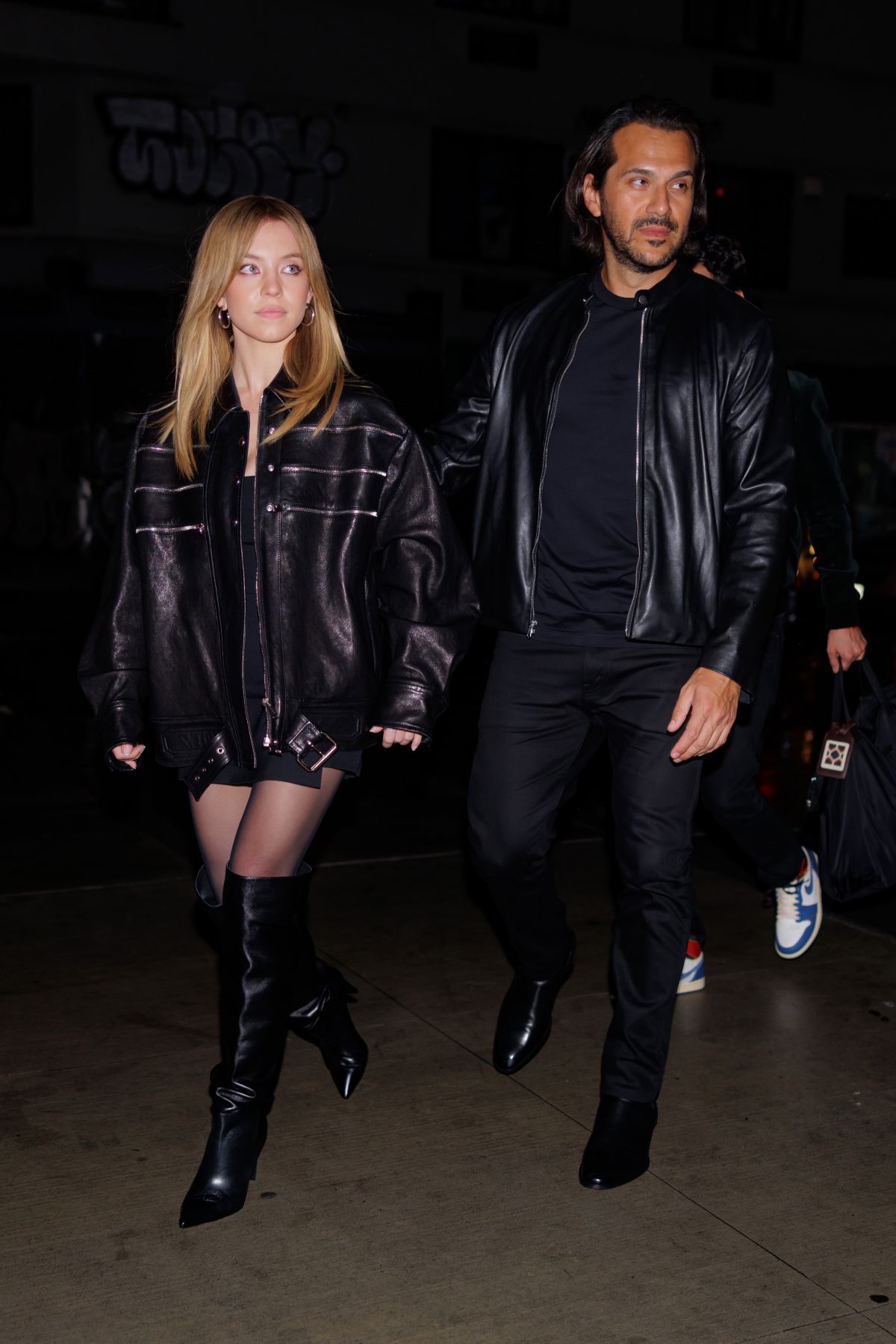 SYDNEY SWEENEY and Jonathan Davino Night Out in New York 04/29/2023 (1200×1799)