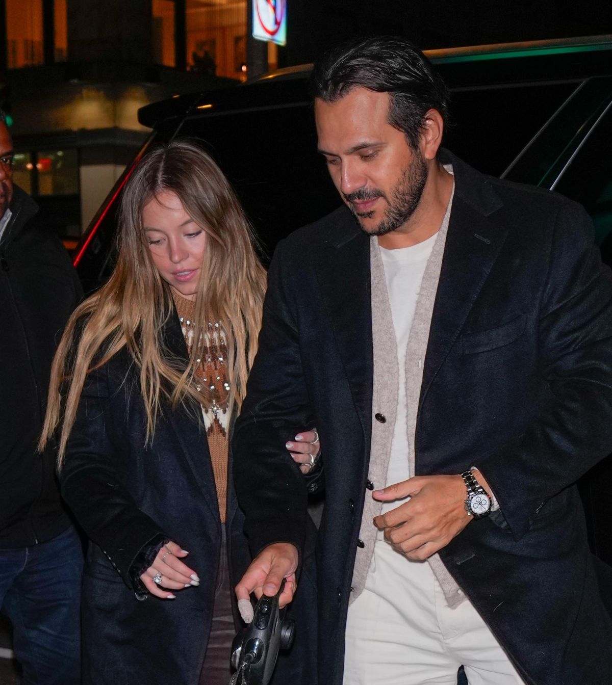 SYDNEY SWEENEY and Jonathan Davino Night Out in New York City 12/15/2024 (1200×1344)