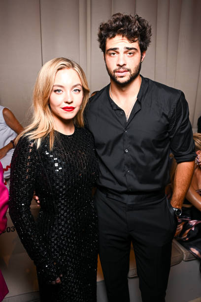 Sydney Sweeney and Noah Centineo attend the Giorgio Armani Privé Haute Couture Fall/Winter 2023/2024 show as part of Paris Fashion Week on July 04, 2023 in Paris, France — frame 29/44 (408×612)