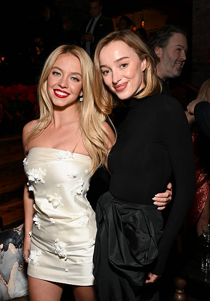 Sydney Sweeney and Phoebe Dynevor attend the after party for Lionsgate's LA Premiere of "The Housemaid" at Tao on December 15, 2025 in Los Angeles, California — frame 186/234 (427×612)