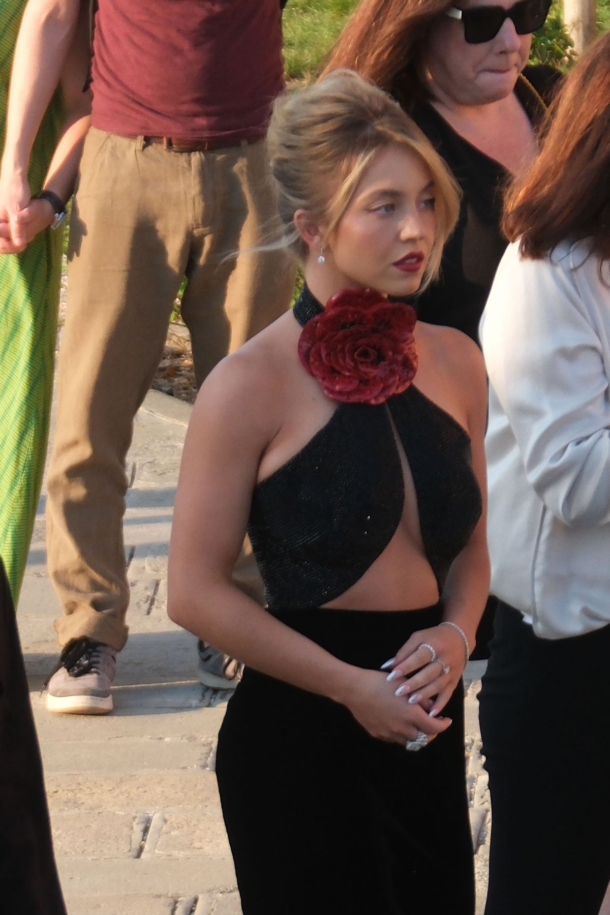 Sydney Sweeney (1200×1800)
