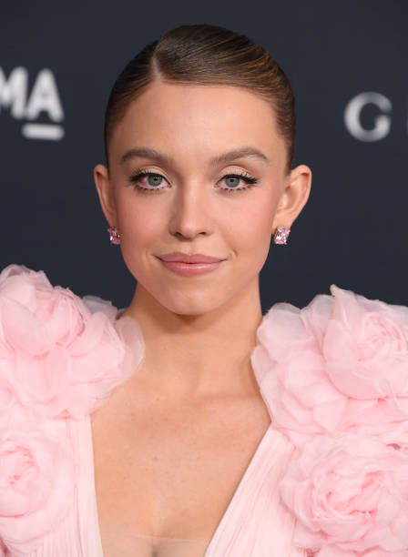 Sydney Sweeney arrives at the 11th Annual LACMA Art + Film Gala at Los Angeles County Museum of Art on November 05, 2022 in Los Angeles, California.