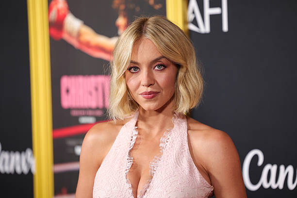 Sydney Sweeney arrives at the "Christy" Premiere during 2025 AFI FEST at TCL Chinese Theater on October 25, 2025 in Hollywood, California — frame 115/191 (612×408)