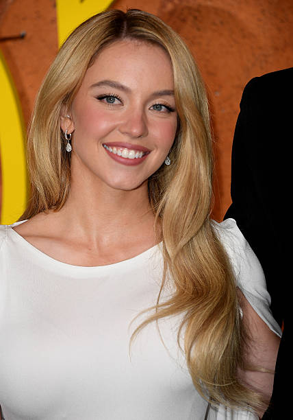 Sydney Sweeney arrives at the Los Angeles Premiere Of HBO's "Euphoria" Season 3 at TCL Chinese Theatre on April 07, 2...