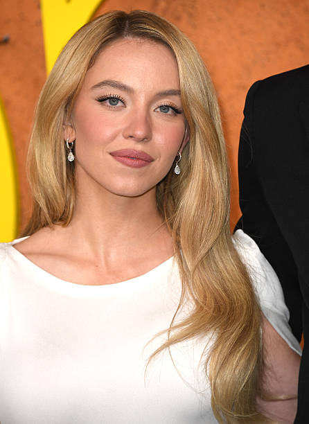 Sydney Sweeney arrives at the Los Angeles Premiere Of HBO's "Euphoria" Season 3 at TCL Chinese Theatre on April 07, 2...