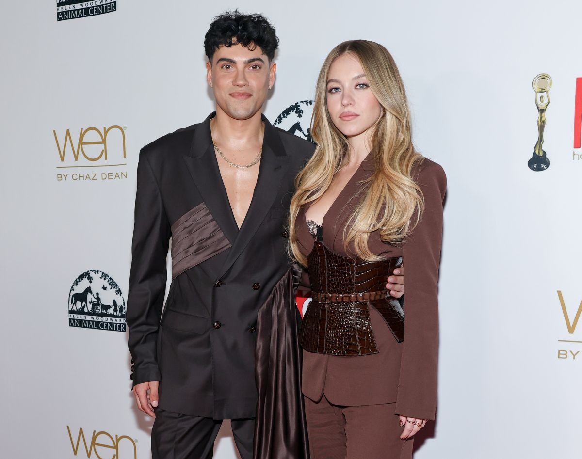 SYDNEY SWEENEY at 10th annual Hollywood Beauty Awards in Los Angeles 04/06/2025 (1200×947)