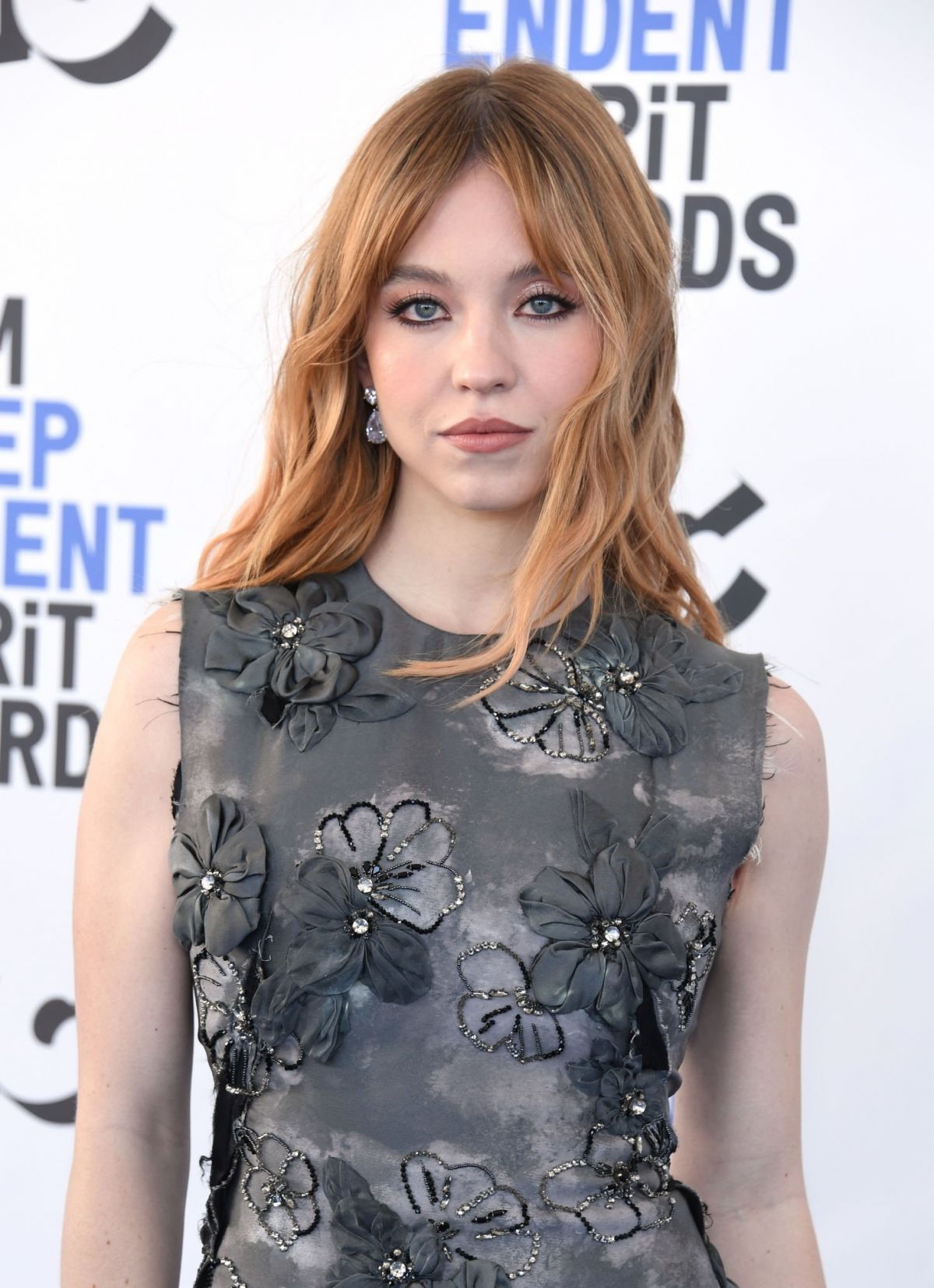 SYDNEY SWEENEY at 2022 Film Independent Spirit Awards in Santa Monica 03/06/2022 — frame 48/53 (1200×1654)