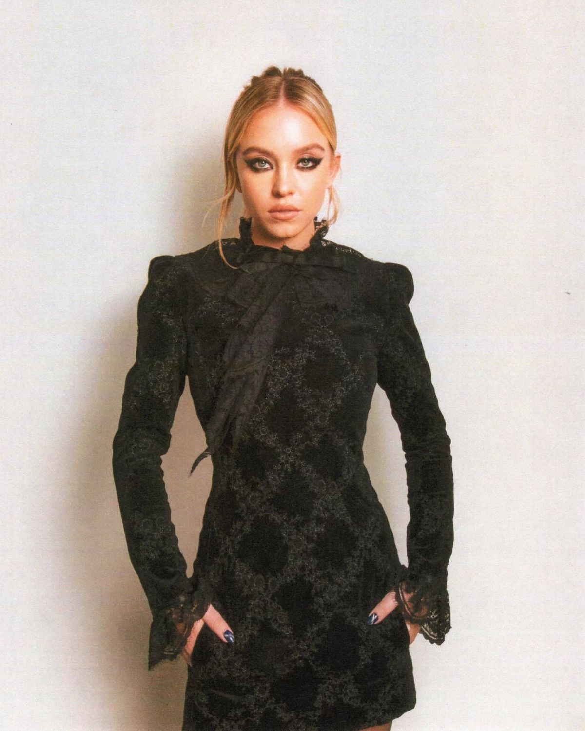 SYDNEY SWEENEY at a Photoshoot 09/30/2021 (1200×1499)