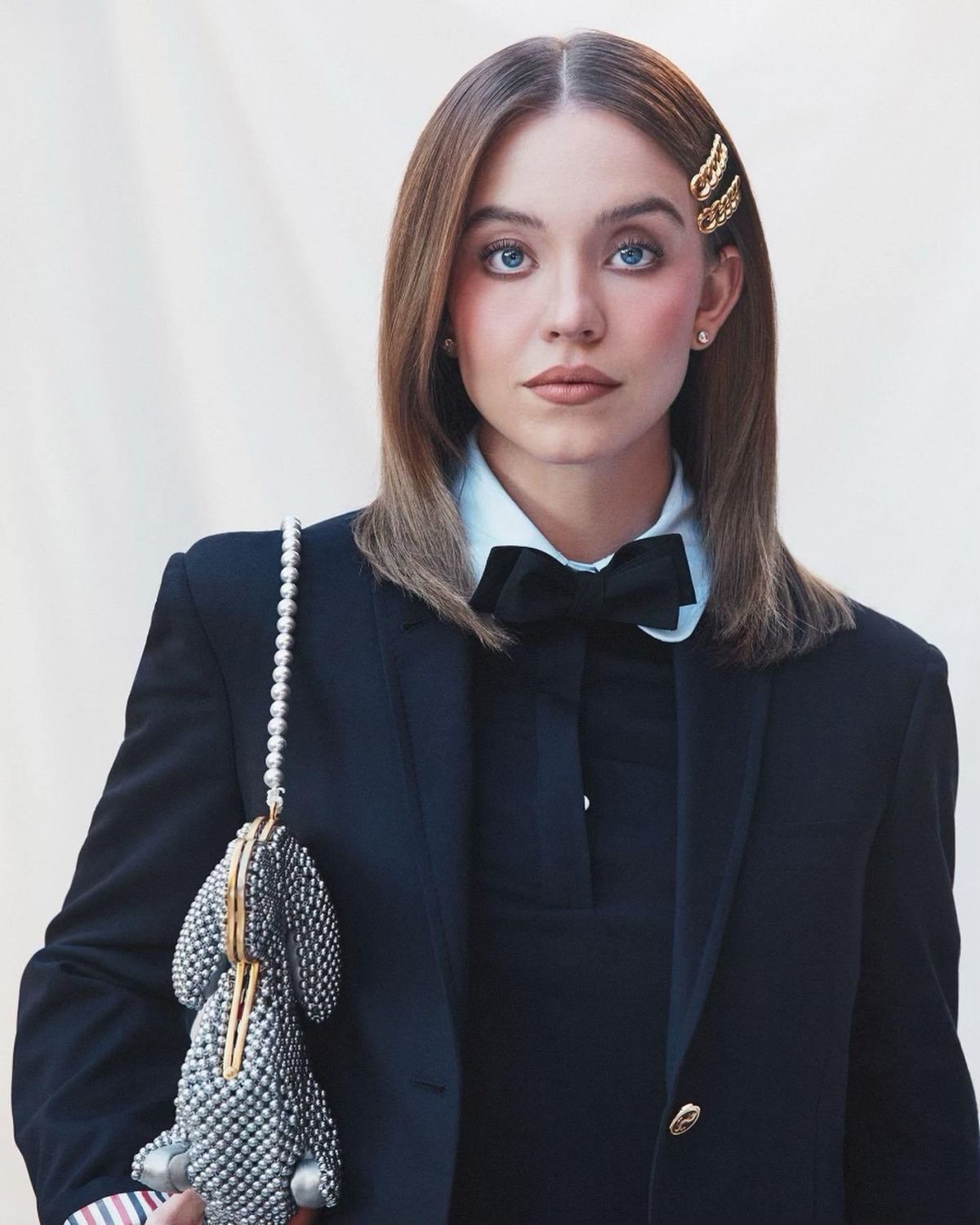 SYDNEY SWEENEY at a Photoshoot 12/18/2022 (1200×1500)