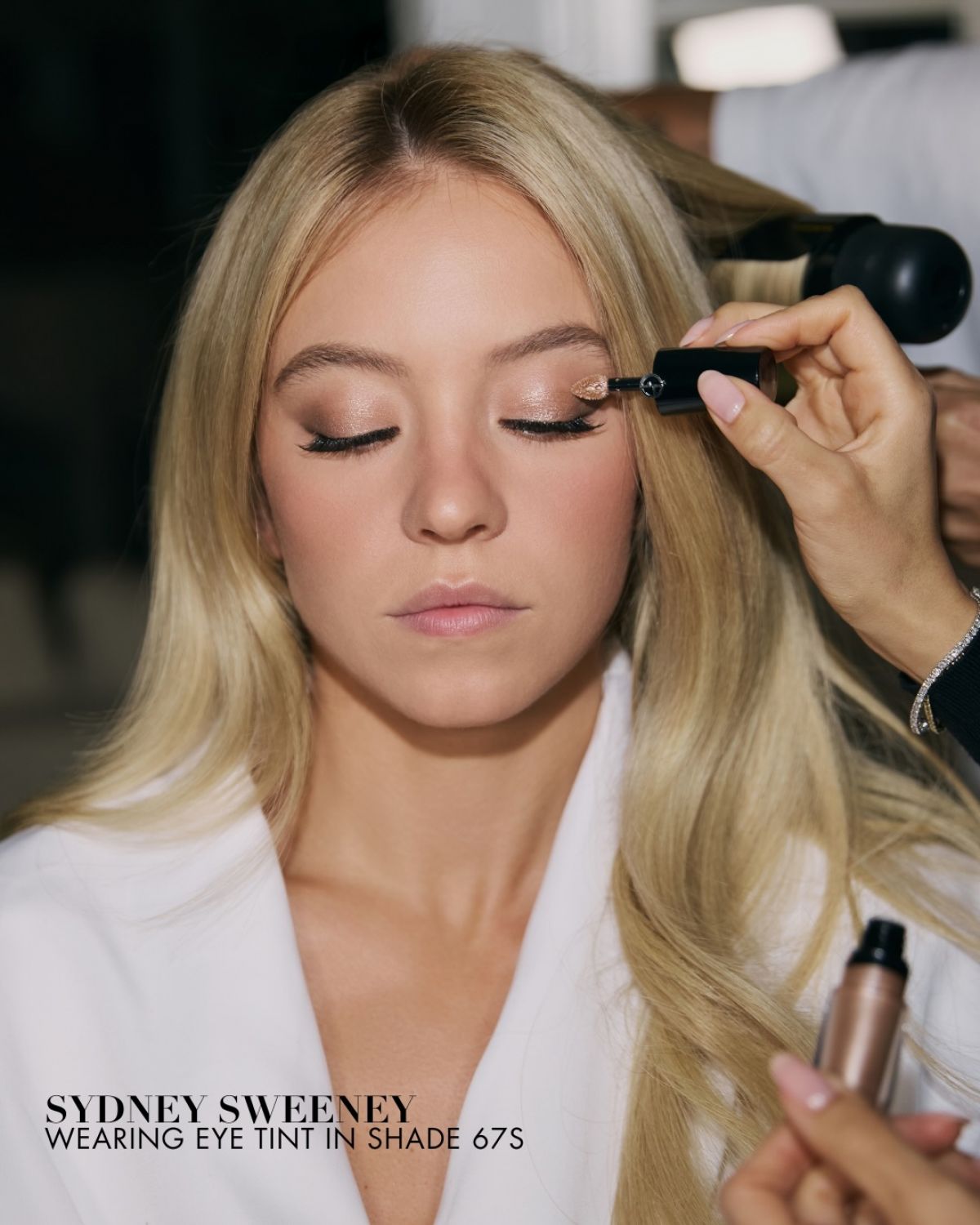 SYDNEY SWEENEY at a Photoshoot, December 2025 (1200×1500)