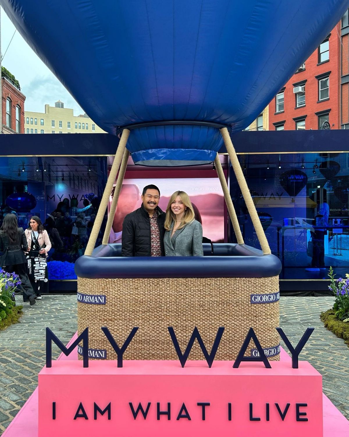 SYDNEY SWEENEY at Armani Beauty Pop-up in New York 04/28/2023 (1200×1500)