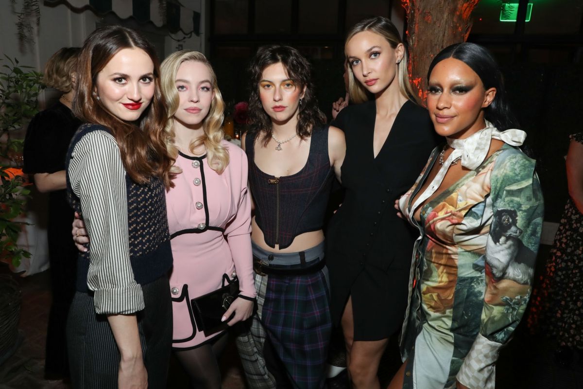SYDNEY SWEENEY at Christian Louboutin x Instyle Dinner in West Hollywood 11/14/2021 (1200×800)