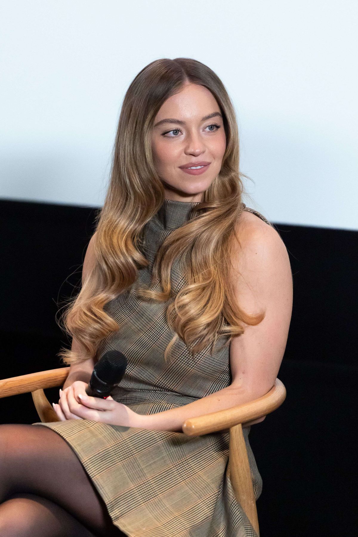 SYDNEY SWEENEY at Christy Special Screening and Q&A in London 10/17/2025 — frame 54/65 (1200×1799)
