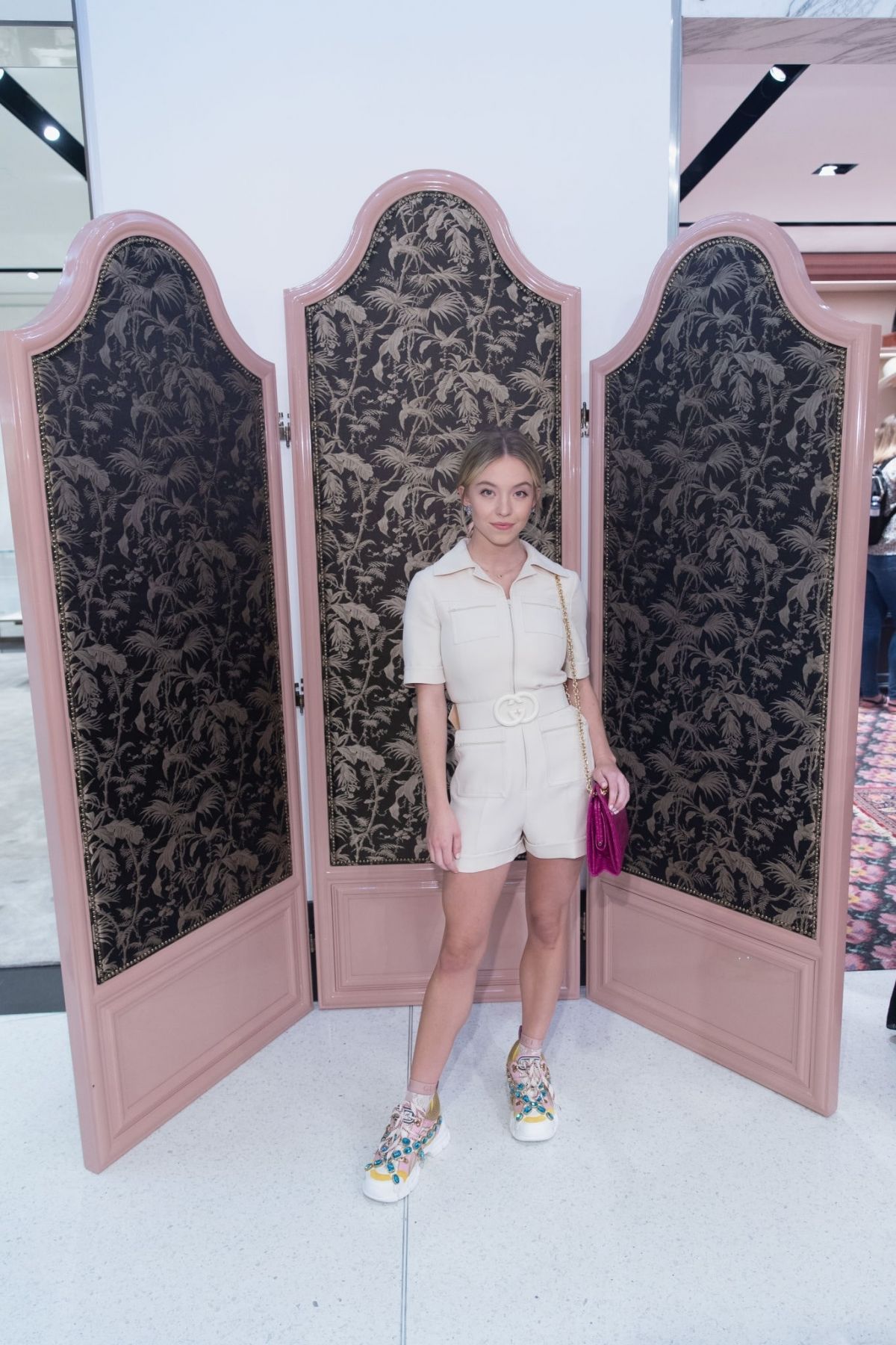 SYDNEY SWEENEY at Gucci & Nordstrom New Handbag Shop Opening in Seattle 08/14/2019 (1200×1800)