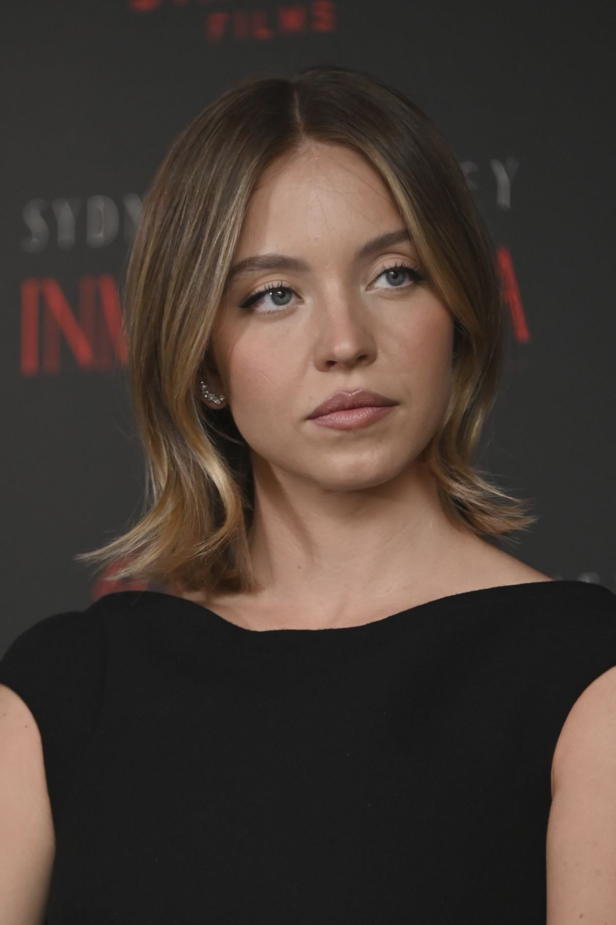 SYDNEY SWEENEY at Immaculate Press Conference in Mexico 05/02/2024 — frame 20/24 (1200×1803)