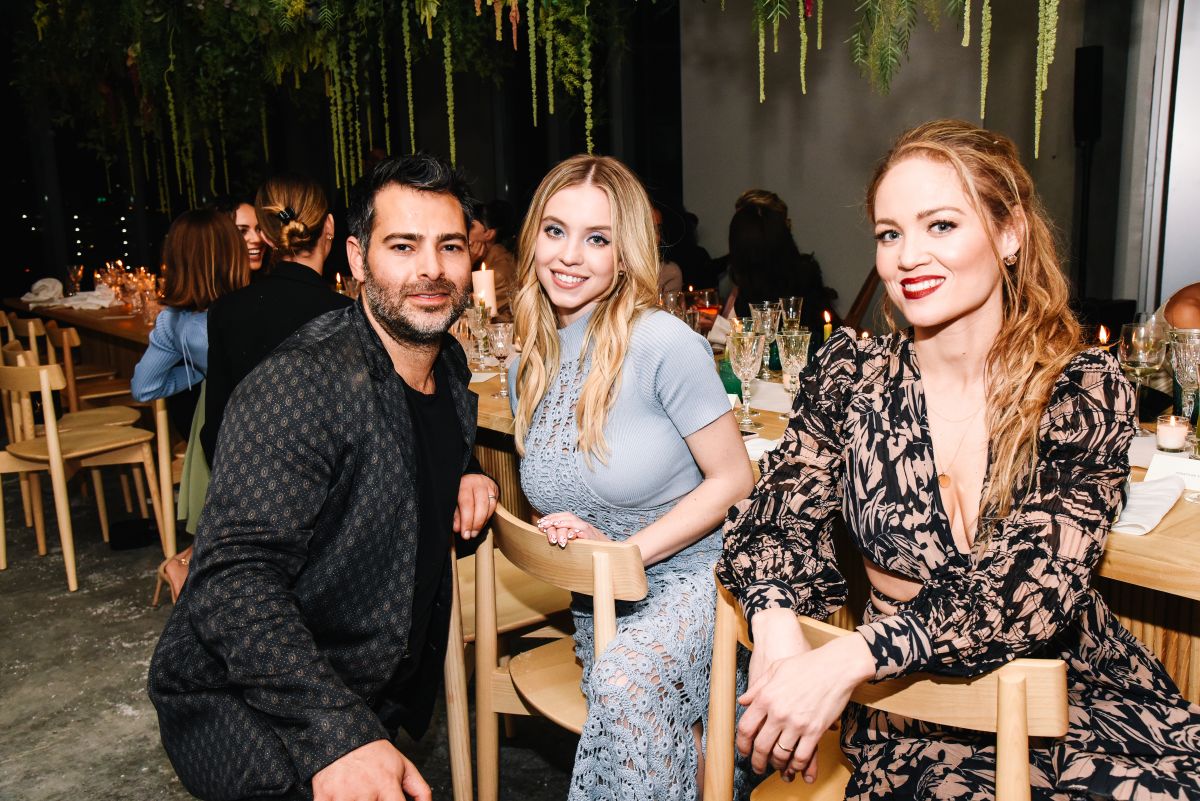 SYDNEY SWEENEY at Jonathan Simkhai x Saks Fifth Avenue Cocktail & Dinner Party in Los Angeles 12/16/2021 (1200×801)