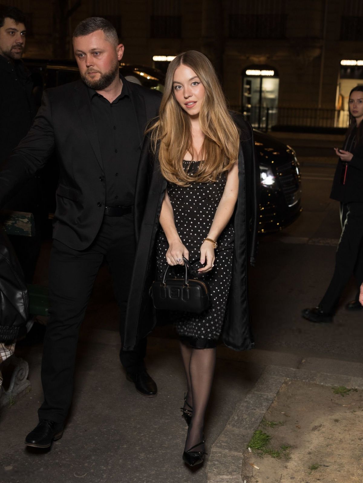 SYDNEY SWEENEY at Miu Miu Dinner Party in Paris 03/11/2025 — frame 4/5 (1200×1599)