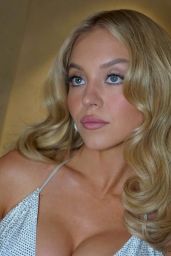 Sydney Sweeney (171×256)