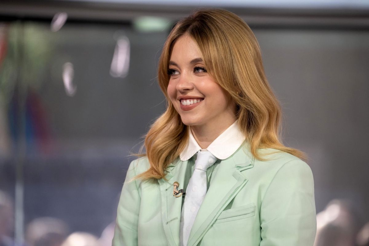 Sydney Sweeney (1200×800)