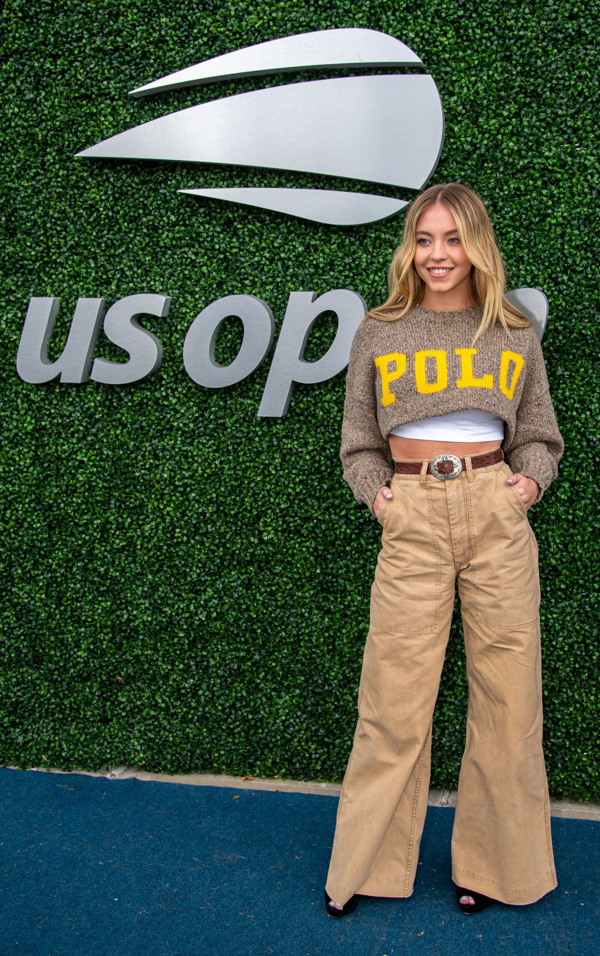 SYDNEY SWEENEY at US Open 2019 Women’s Final in New York 09/07/2019 (1200×1912)