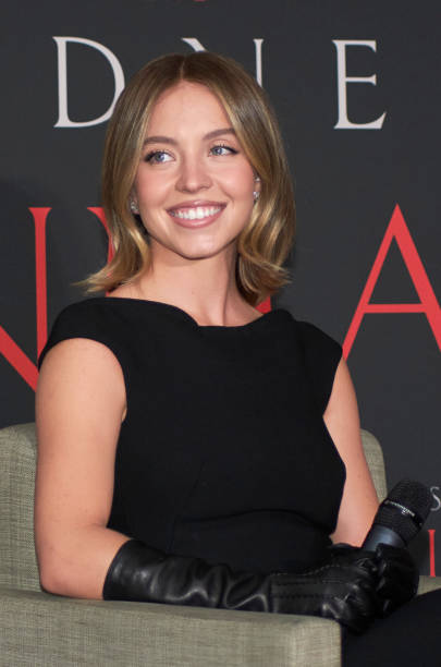 Sydney Sweeney attends during a press conference for the movie 'Immaculate' at Four Seasons Hotel on May 2, 2024 in Mexico City, Mexico — frame 13/20 (405×612)