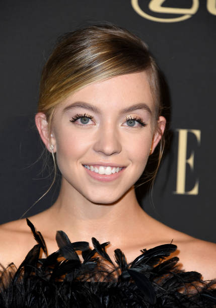 Sydney Sweeney attends ELLE Women In Hollywood at the Beverly Wilshire Four Seasons Hotel on October 14, 2019 in Beverly Hills, California — frame 4/8 (429×612)