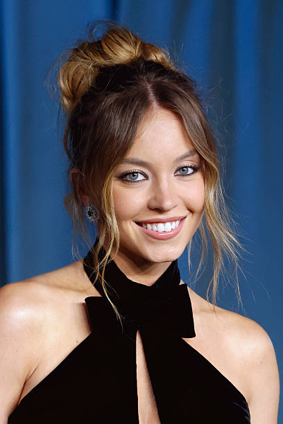 Sydney Sweeney attends the 2025 Academy Museum Gala at Academy Museum of Motion Pictures on October 18, 2025 in Los Angeles, California — frame 1/10 (408×612)