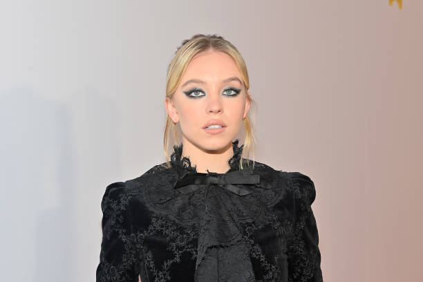 Sydney Sweeney attends the Academy Museum of Motion Pictures and Vanity Fair Premiere party at Academy Museum of Motion Pictures on September 29, 2021 in Los Angeles, California (612×408)
