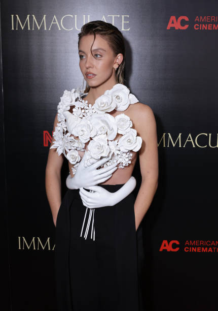 Sydney Sweeney (430×612)