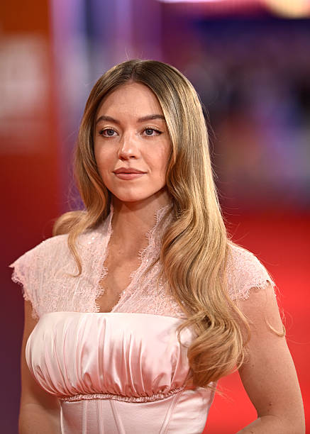 Sydney Sweeney attends the "Christy" Headline Gala at the 69th BFI London Film Festival at The Royal Festival Hall on October 17, 2025 in London, England — frame 51/57 (437×612)