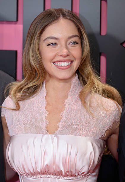 Sydney Sweeney attends the "Christy" Headline Gala at the 69th BFI London Film Festival at The Royal Festival Hall on October 17, 2025 in London, England — frame 61/109 (421×612)