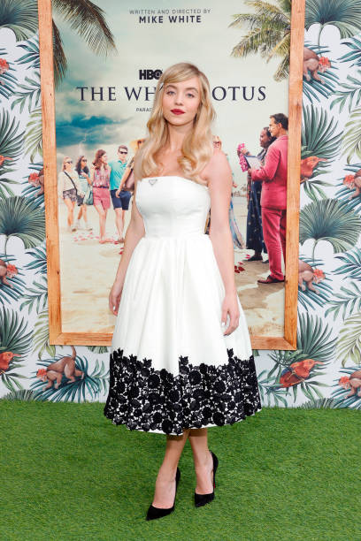 Sydney Sweeney attends the Los Angeles premiere of the new HBO Limited Series "The White Lotus" at Bel-Air Bay Club on July 07, 2021 in Pacific Palisades, California — frame 8/22 (408×612)