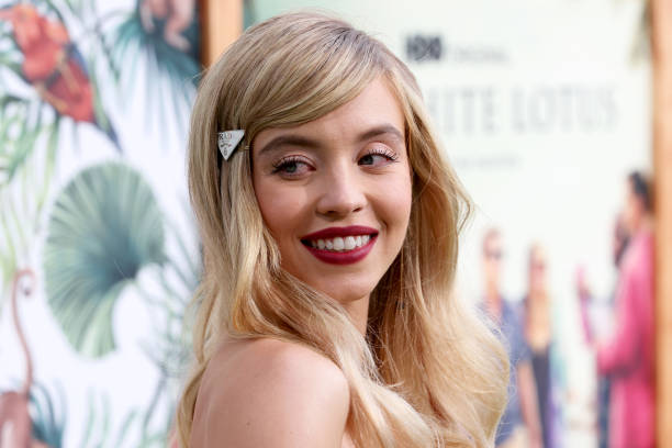 Sydney Sweeney attends the Los Angeles premiere of the new HBO Limited Series "The White Lotus" at Bel-Air Bay Club on July 07, 2021 in Pacific Palisades, California — frame 15/22 (612×408)