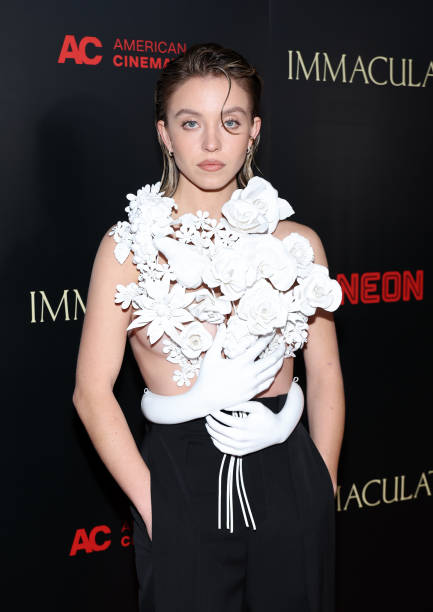 Sydney Sweeney attends the premiere of Neon's "Immaculate" during Beyond Fest at The Egyptian Theatre Hollywood on March 15, 2024 in Los Angeles, California — frame 10/10 (433×612)