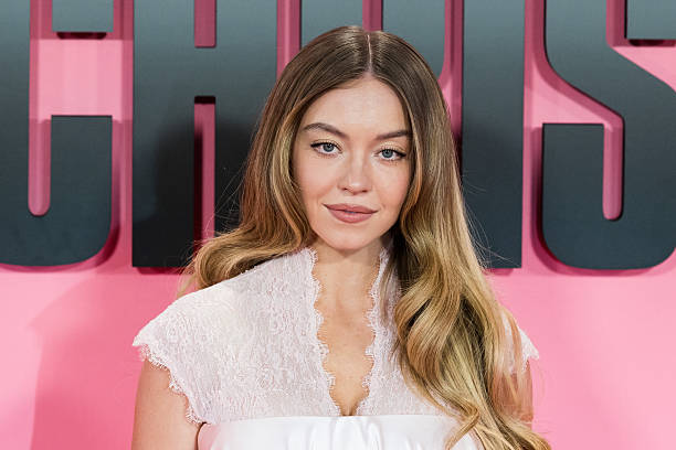 Sydney Sweeney attends the UK premiere of 'Christy' during the 69th BFI London Film Festival at the Royal Festival Hall in London, United Kingdom on October 17, 2025 — frame 17/27 (612×408)