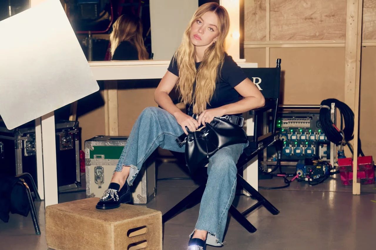 Sydney Sweeney Debuts Jimmy Choo Autumn 2025 Campaign — frame 10/114 (1280×854)