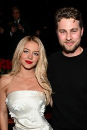 Sydney Sweeney Elegant Look The Housemaid Premiere Party in LA — frame 88/234 (171×256)