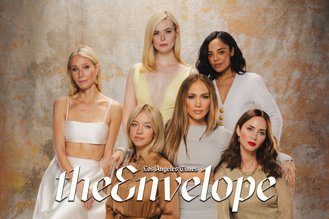 Sydney Sweeney, Emily Blunt, Jennifer Lopez, Tessa Thompson, Elle Fanning, Gwyneth Paltrow in LA Times Women in Film Issue December 2025 — frame 35/234 (1280×853)