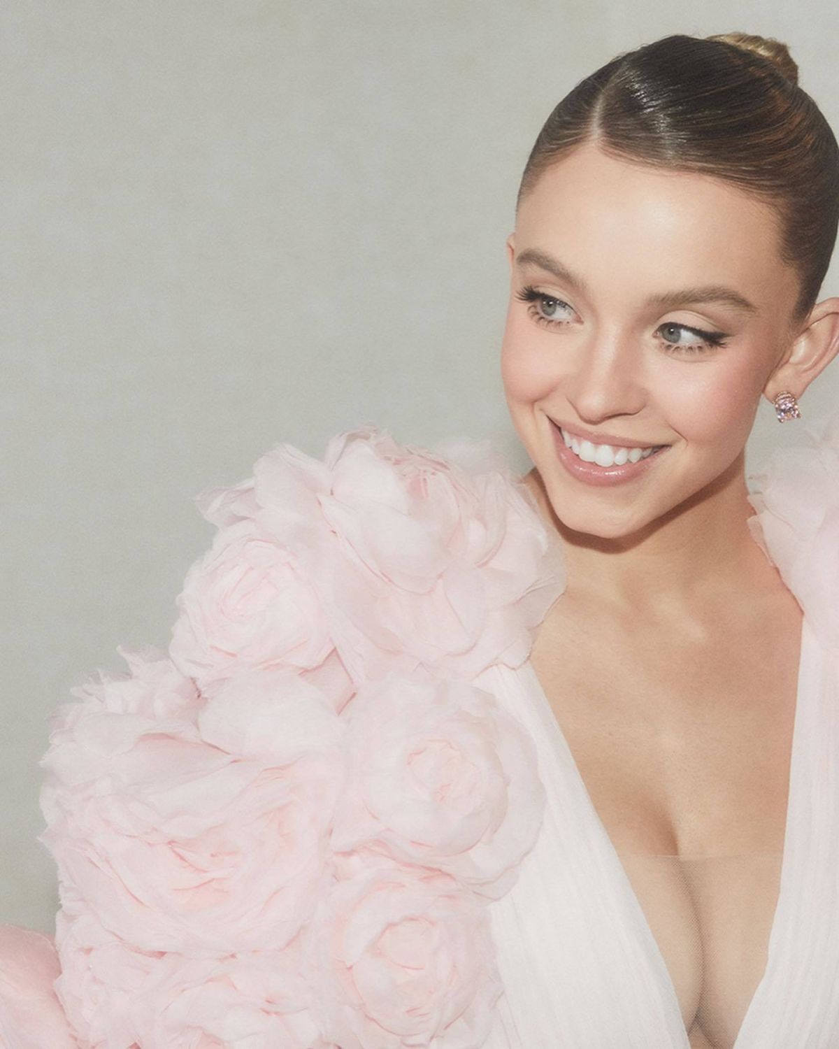 SYDNEY SWEENEY for Armani Beauty Acqua for Life (1200×1500)