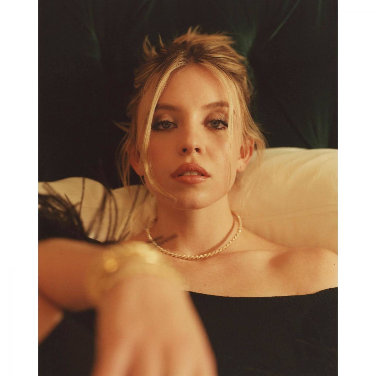 Sydney Sweeney (1200×1200)