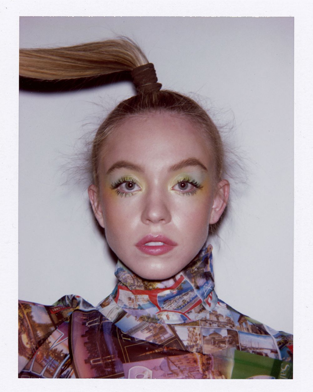 SYDNEY SWEENEY in Contents Magazine, Fall 2021 (1000×1250)